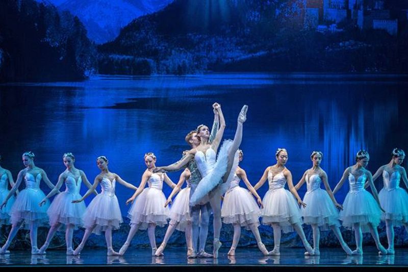 Champaign Urbana Ballet Swan Lake
